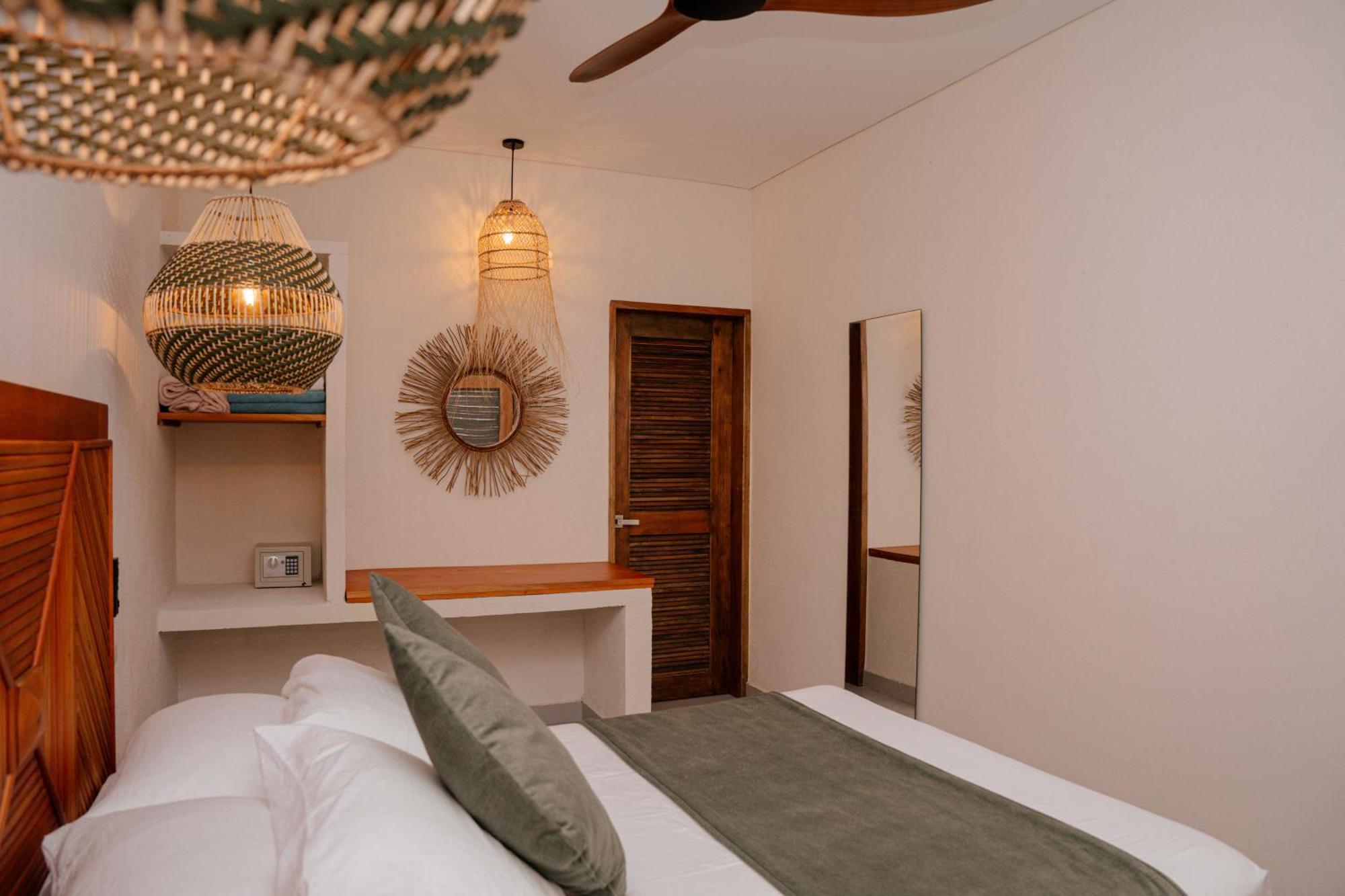 Huku Beach Hostel Паломино Экстерьер фото