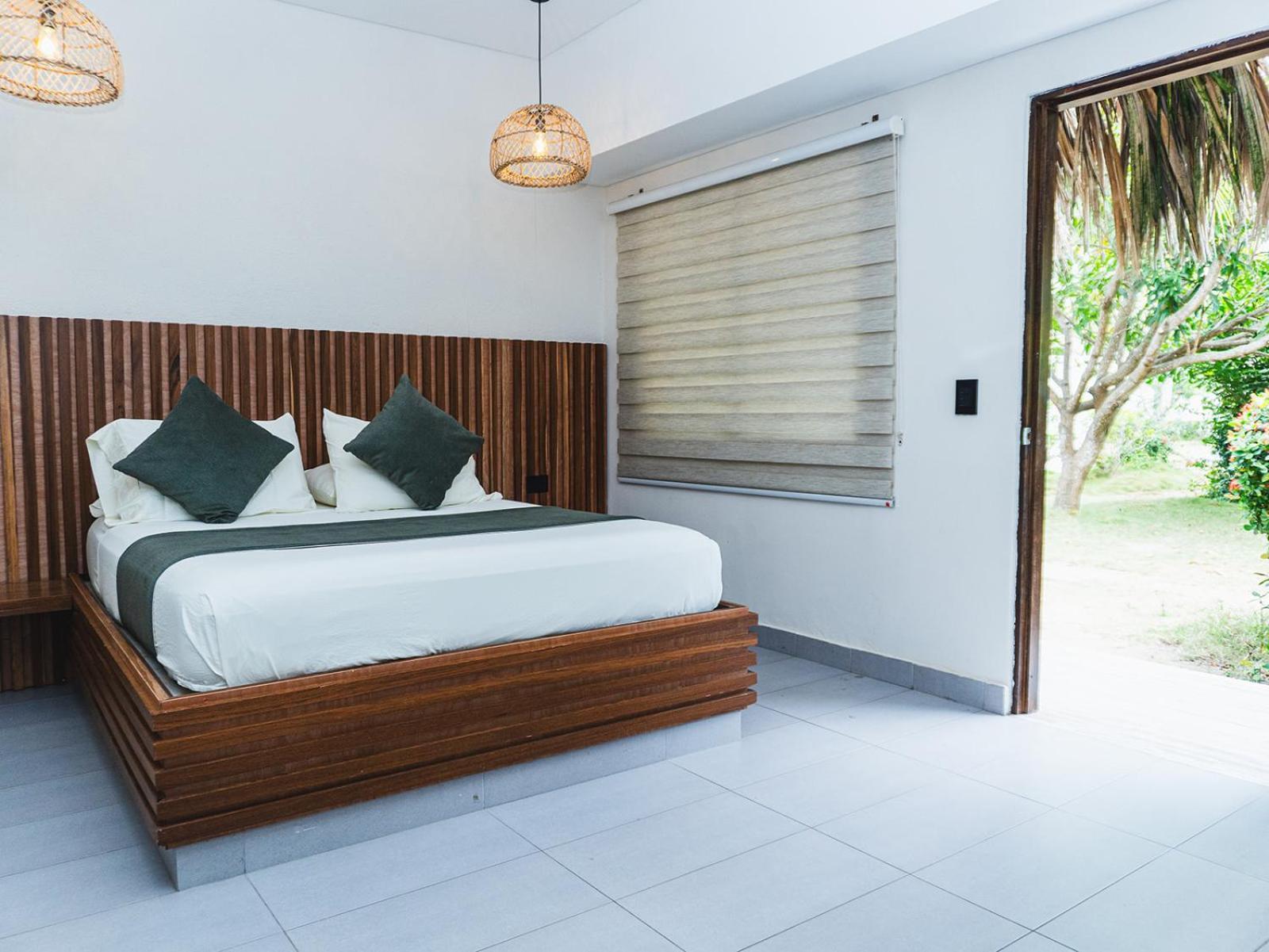 Huku Beach Hostel Паломино Экстерьер фото