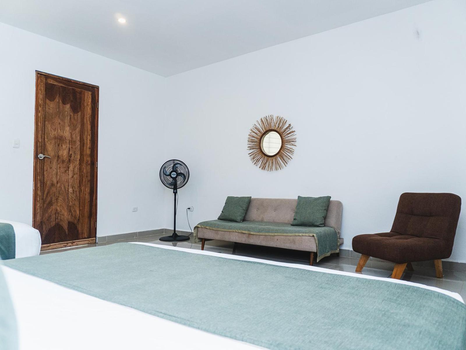 Huku Beach Hostel Паломино Экстерьер фото