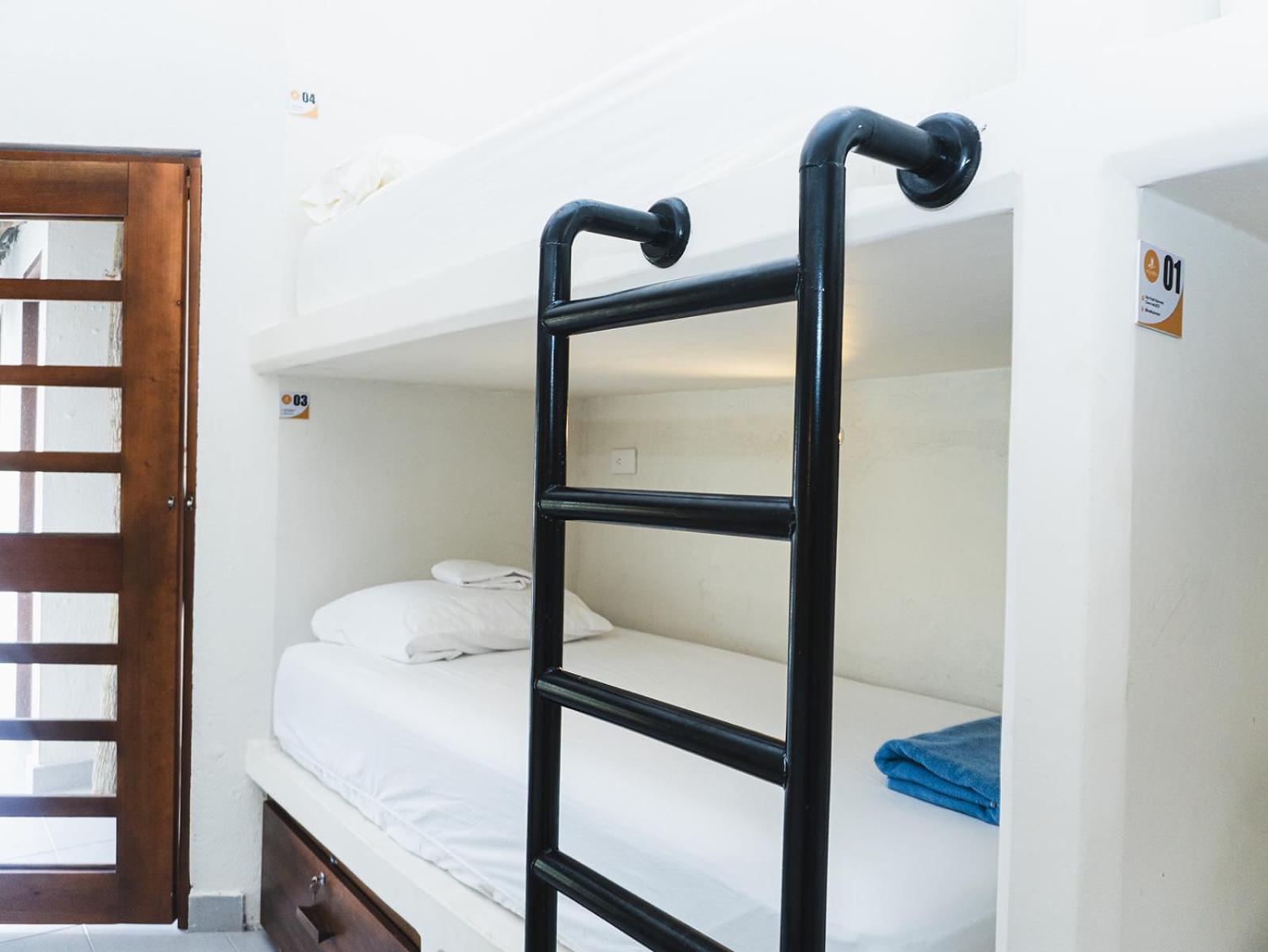 Huku Beach Hostel Паломино Экстерьер фото