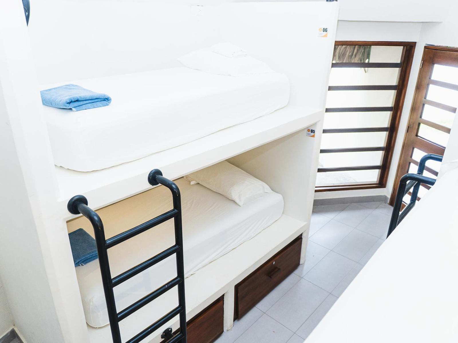 Huku Beach Hostel Паломино Экстерьер фото
